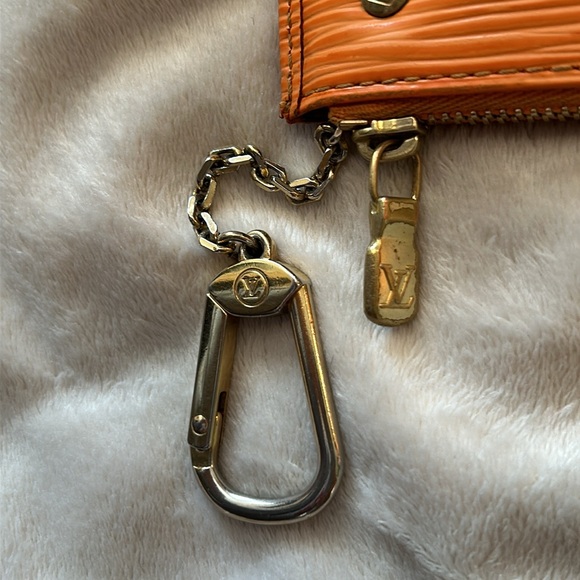 Louis Vuitton mandarin orange epi leather coin key pouch - Picture 3 of 9